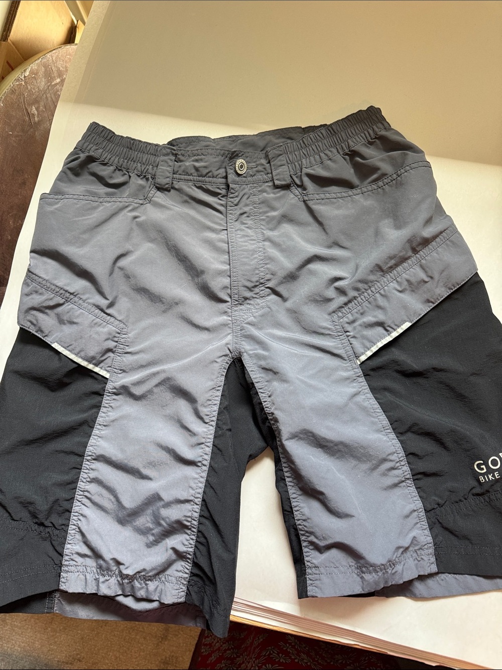Gore Bike Wear Cycling Shorts Mens M lightweight Activewear outdoors Velcro